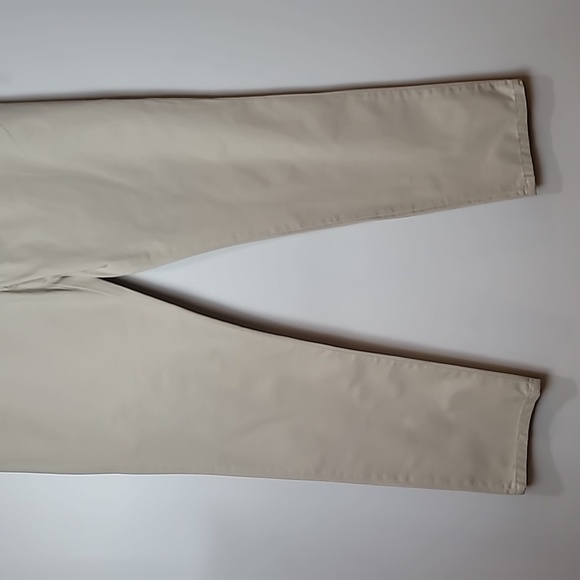Tommy Hilfiger Tan Chinos Tapered Leg - Picture 6 of 14
